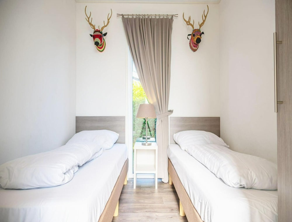 Drenthe Family Getaway w/ Garden