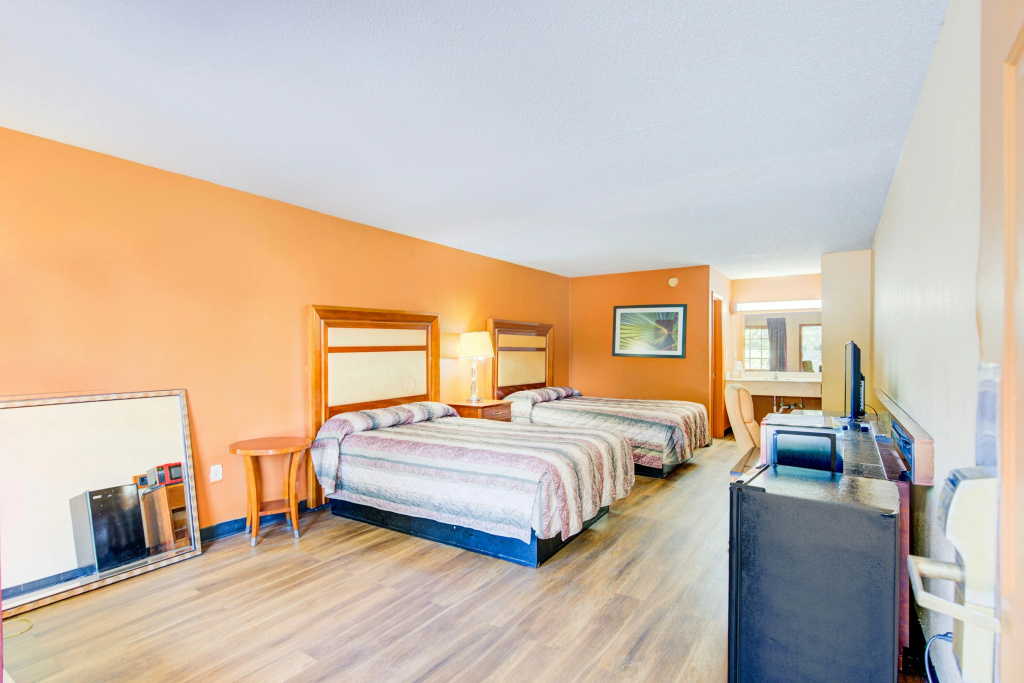 Hotel O Deluxe Inn Kingstree SC HWY 52