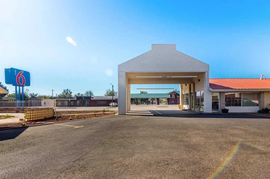 Motel 6-Childress, TX