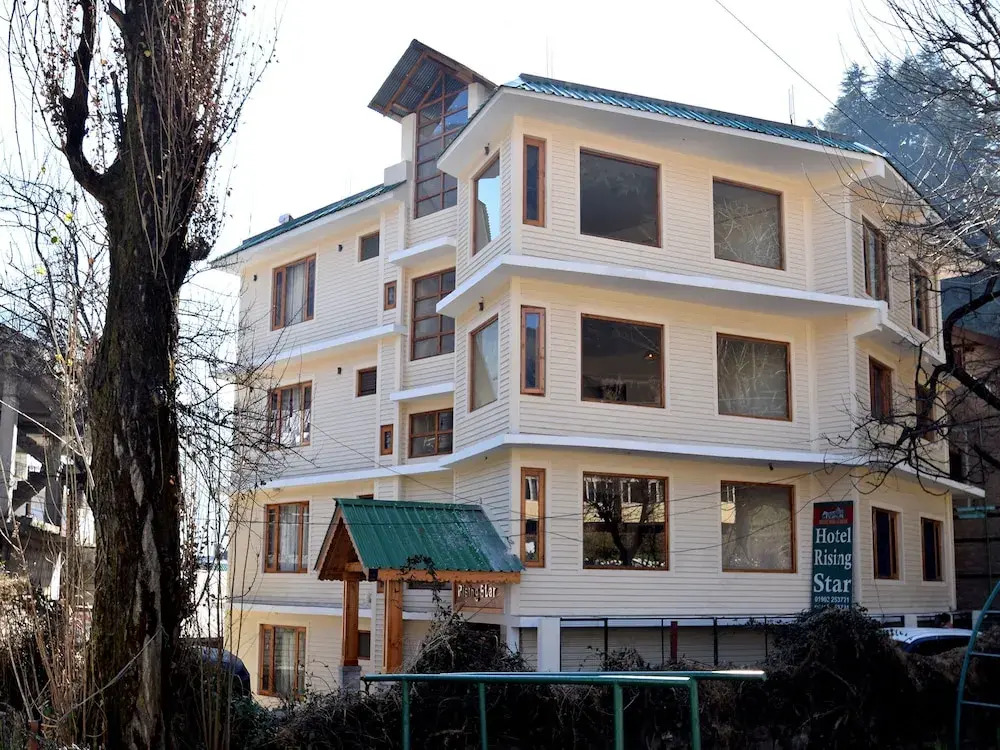 Hotel Rising Star Near To Mall Road #BudgetFriendly #BigRooms #Garden #Bonfire #Parking #ForestView #MountainView