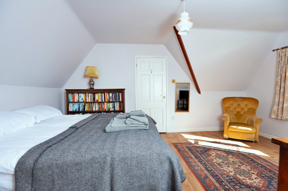 Holiday Home in Mid Wales With Countryside Views