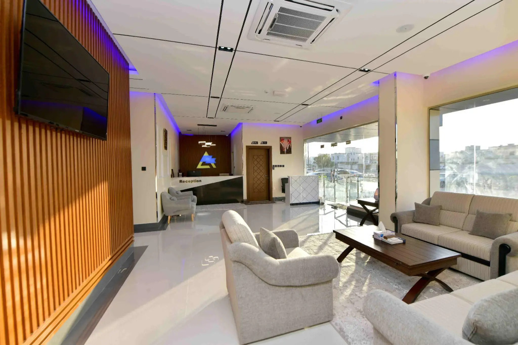 Summit Hotel Suites - القمة للأجنحة الفندقيه
