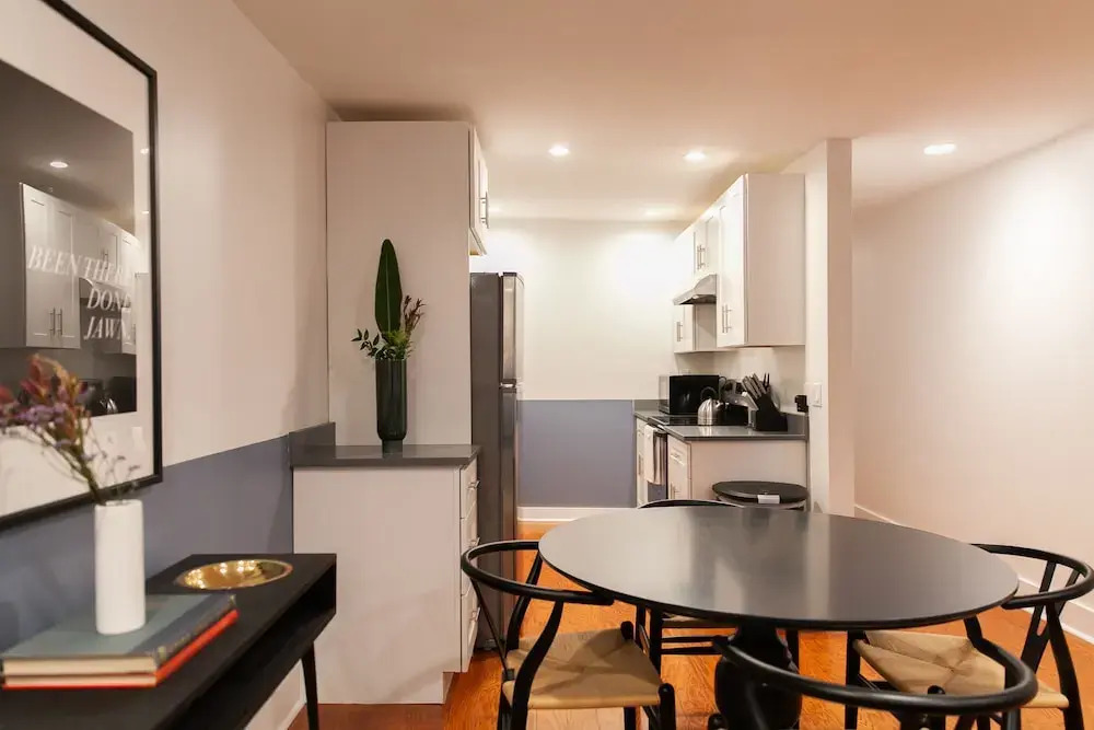Domio I Rittenhouse Square I Historic 2br/2ba Apt