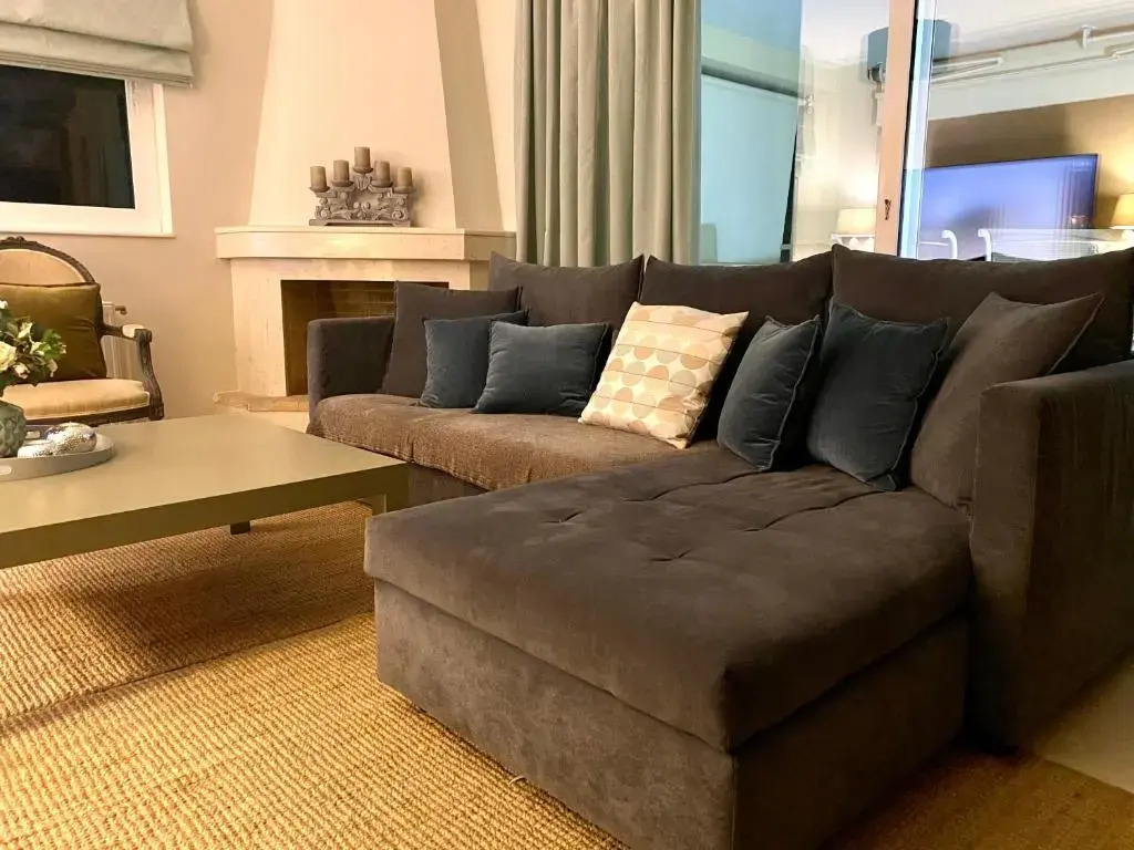 Marousi Boutique Apartment