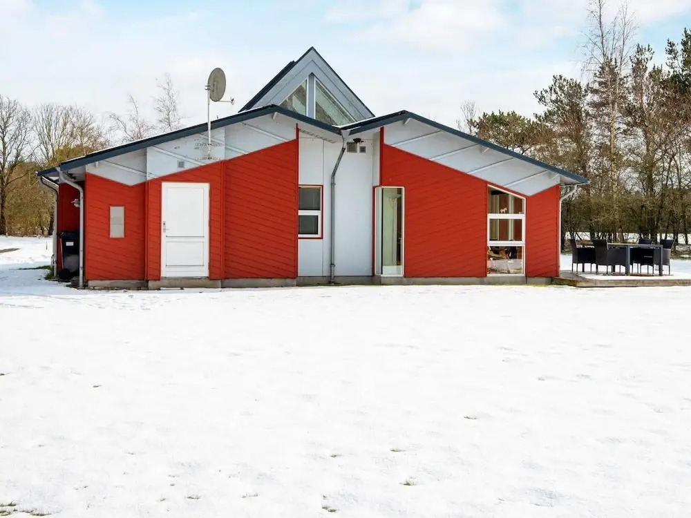 6 person holiday home in Vemb-By Traum