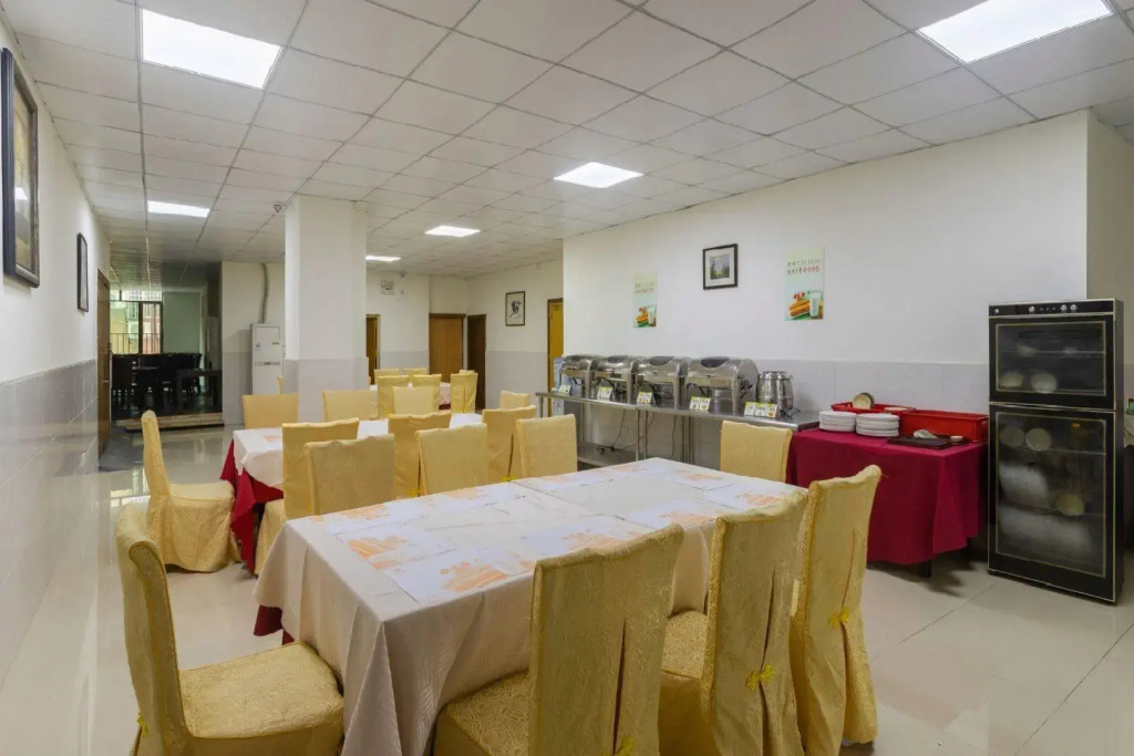 Yuelaideng Hotel