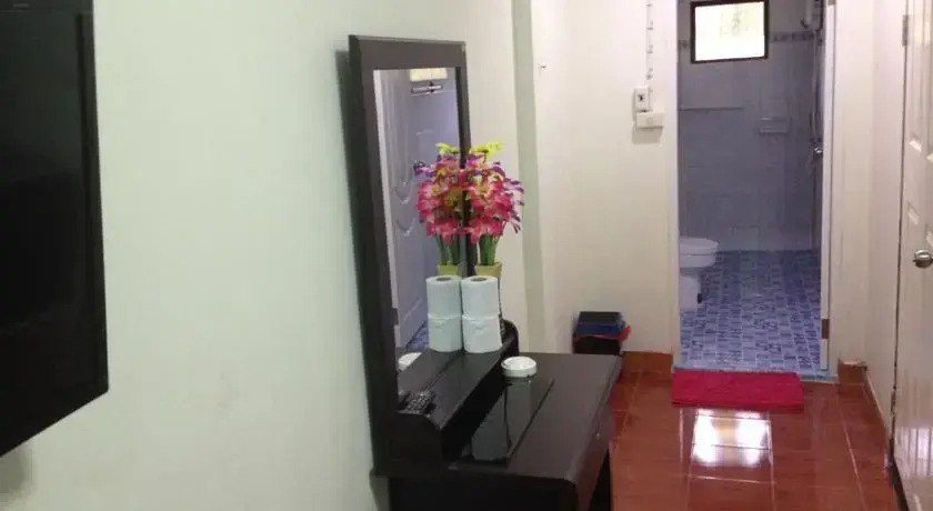 Charoen Guesthouse