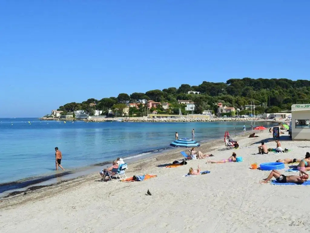 Appartement Antibes, 2 pièces, 4 personnes - FR-1-252-30