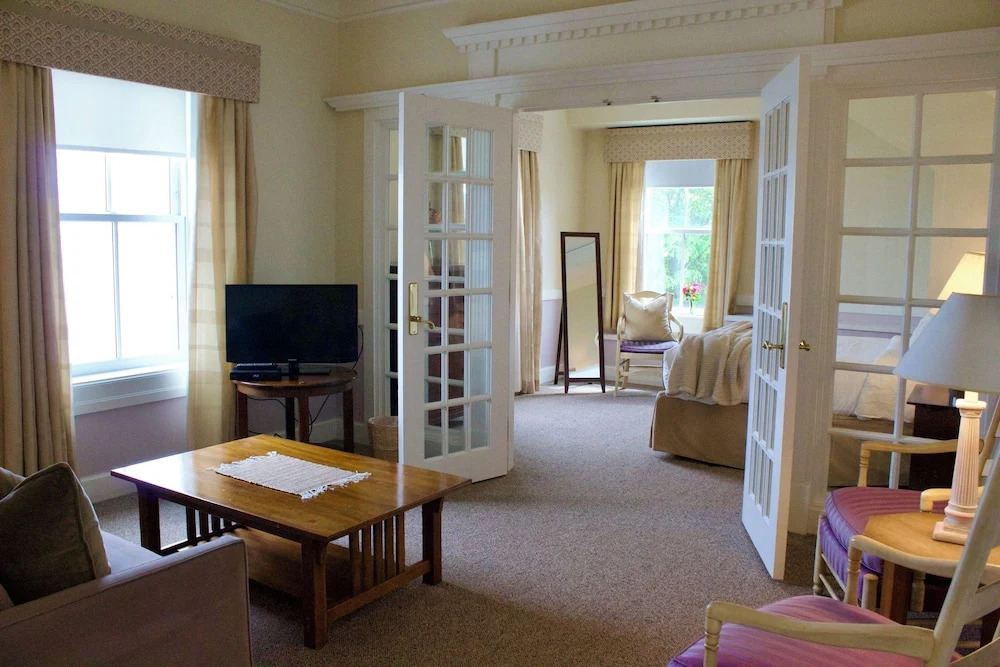 The McKernan Inn