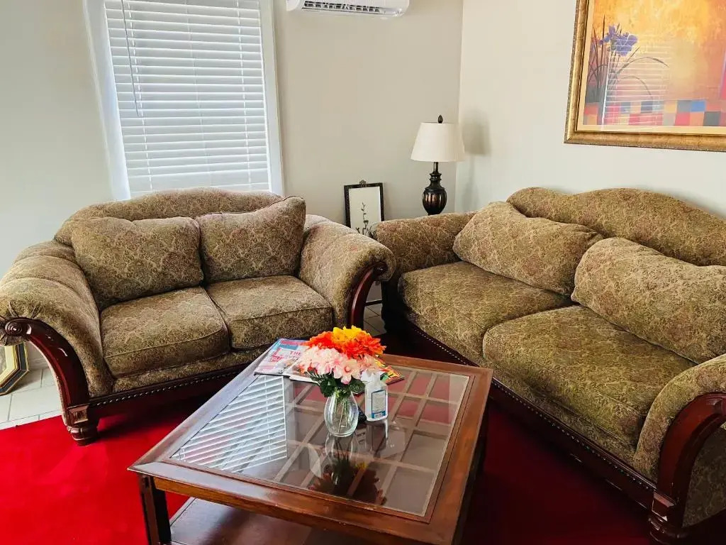 Near French Quarter Nice Two Bedrooms+