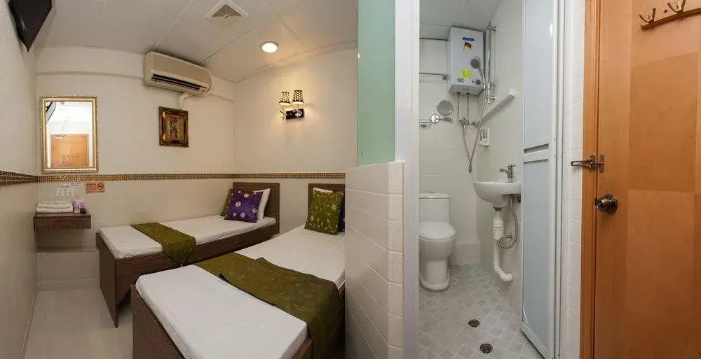 J2 Guest House