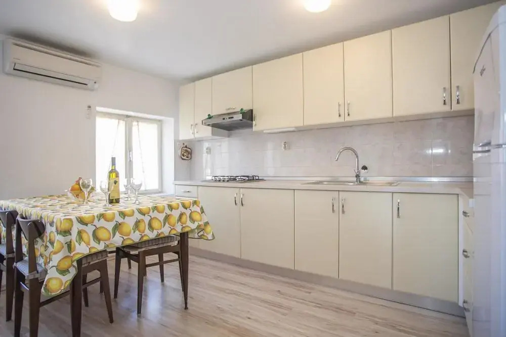 Apartments Crevatin