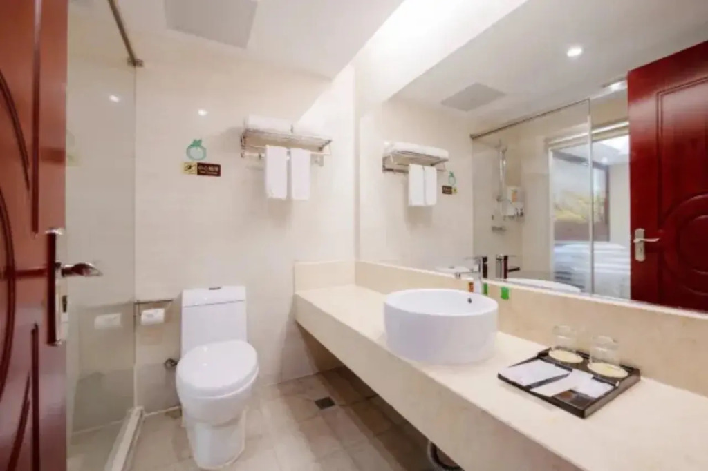 Vienna Hotel Dongguan Changan Mid Zhenan Road