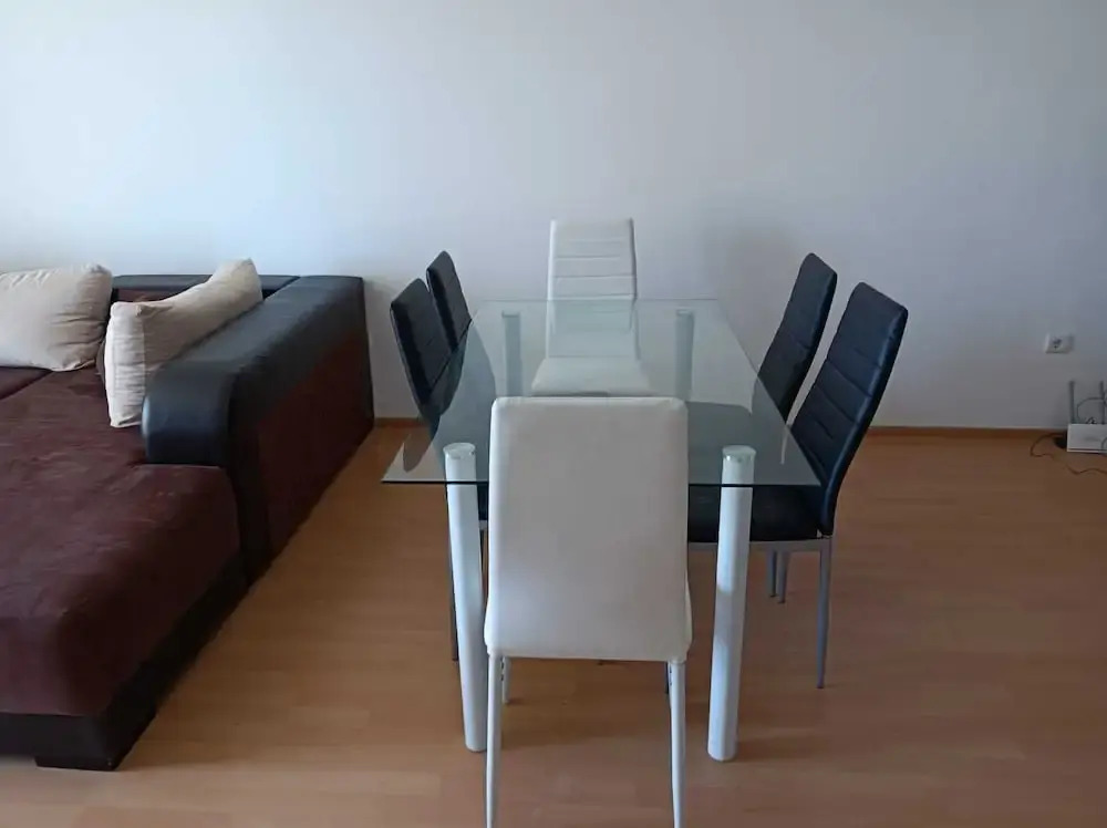 Nice Apartment With Swimming Pool