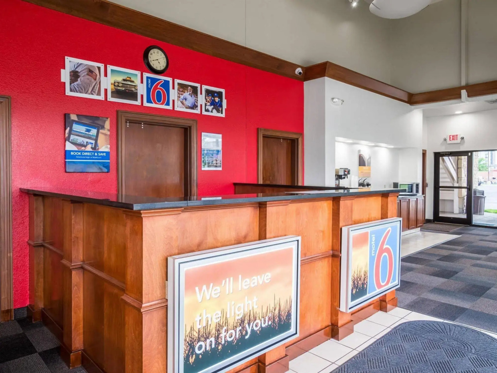 Motel 6-Columbus, OH - OSU