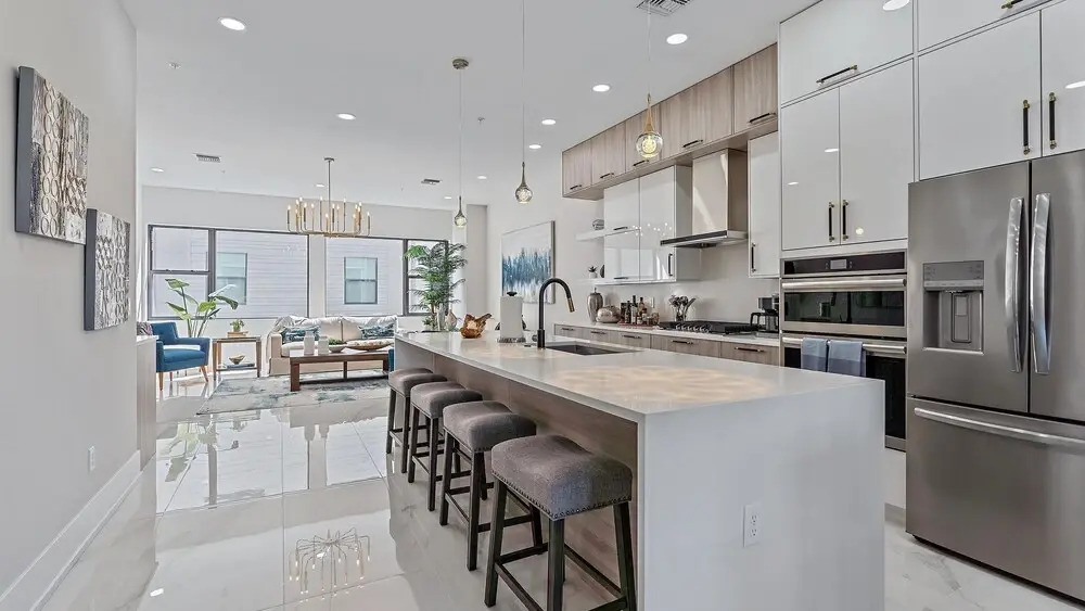 Uptown Luxury On Audubon 4 Bedroom Townhouse by RedAwning