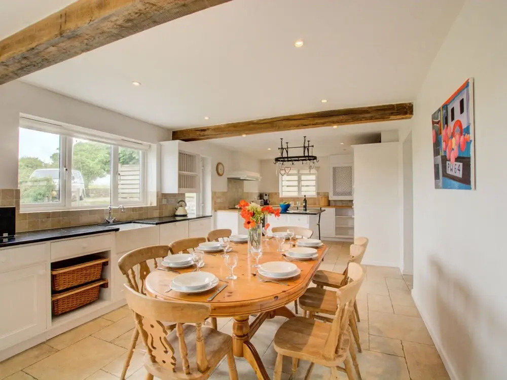 Detached Holiday Home With a Colourful Garden, Stove and Cosy Furnishings