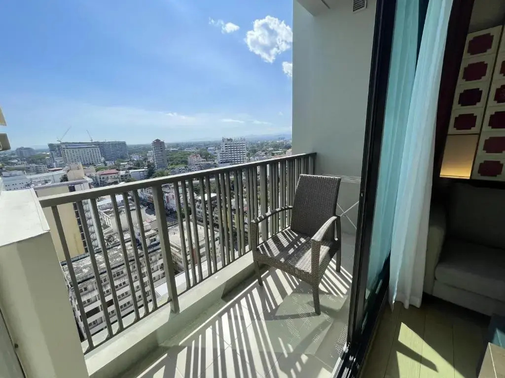 The Astra Condo 2 Bedrooms By Ping