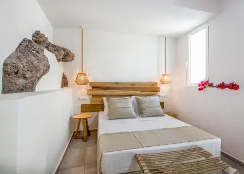 Eleana Apartments