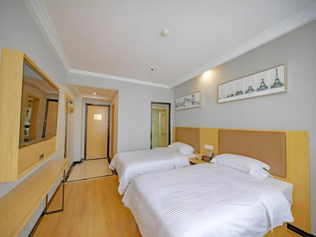 GreenTree Inn Anhui Fuyang Railway Station W XianGYAng Road Business Hotel