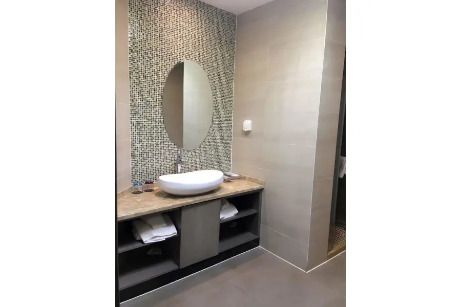 Lifeng Hotel (Beijing Universal Resort, Jiukeshu Metro Station)