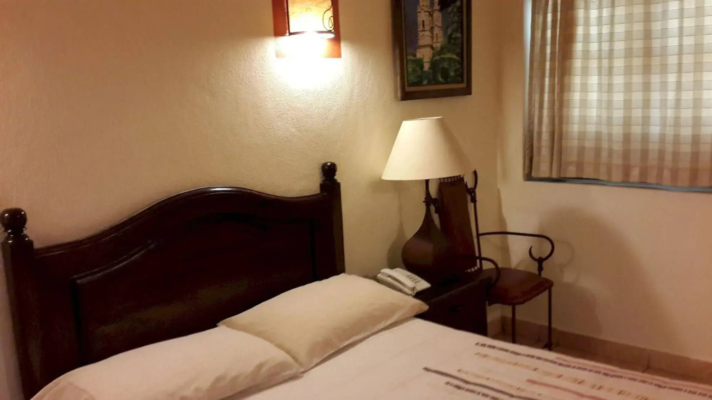 Hotel Casa del Virrey & Suites