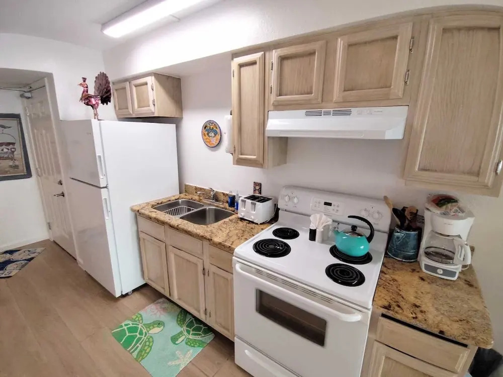 Florence I 305 Minium 1 Bedroom Condo by RedAwning