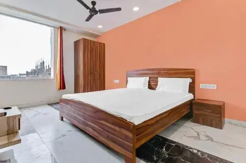 Spot On 61994 Hotel Red Apple Spot
