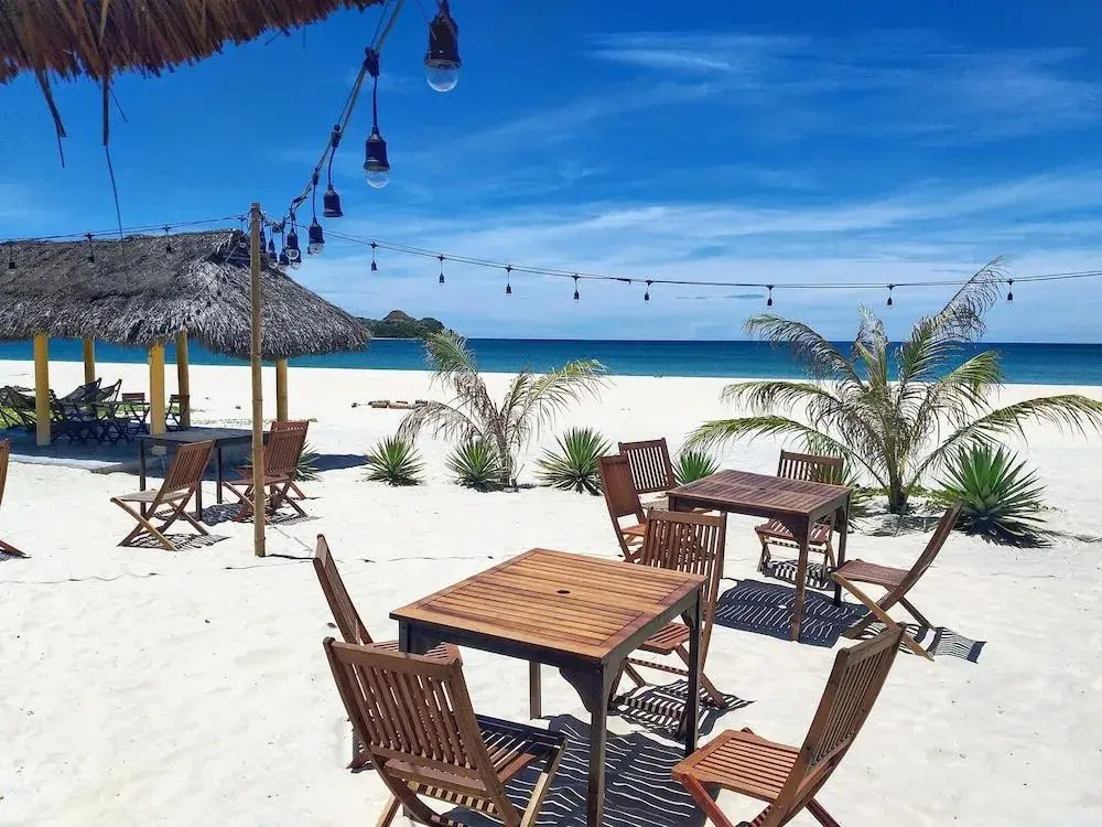 Ocean Beach Bungalows & Hostel