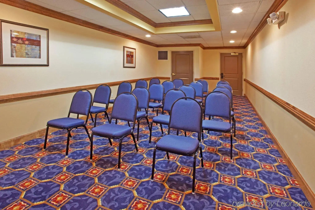 Holiday Inn Express Hotel & Suites Byron by IHG