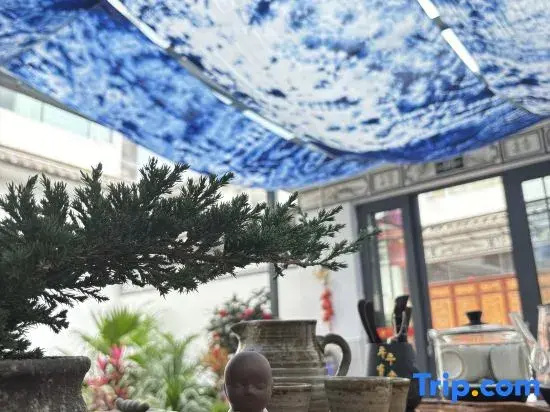 Youran▪Garden light luxury log designer parent-child holiday accommodation (Dali Xizhou store)