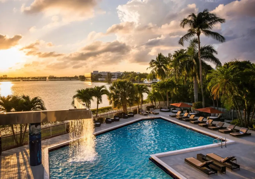 Pullman Miami Airport