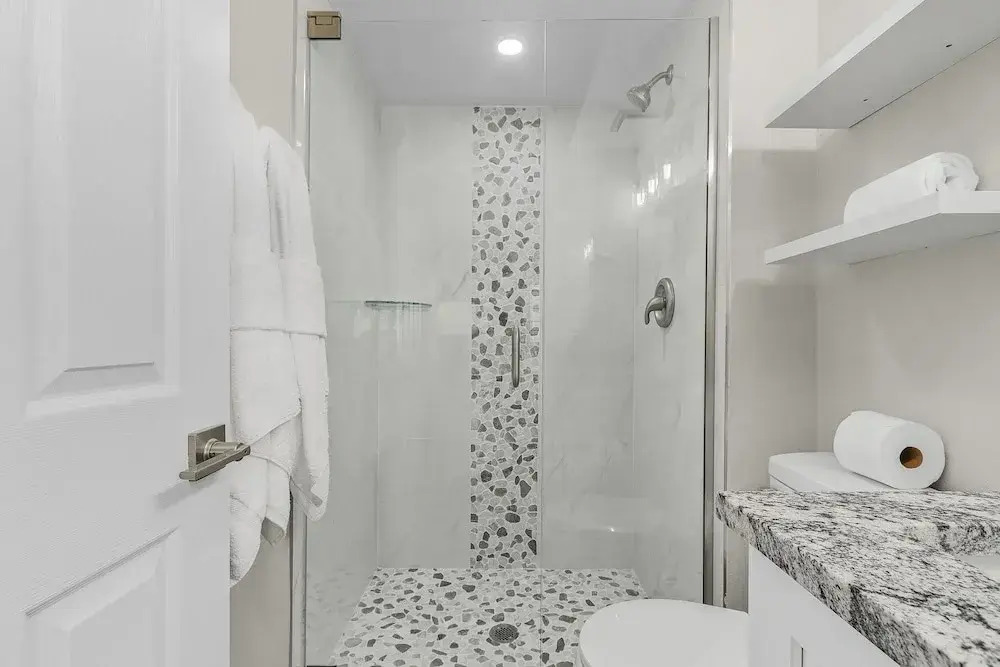 Seaside 101: Oceanview 2br/2ba Condo With Pool, Steps To Beach 2 Bedroom Condo