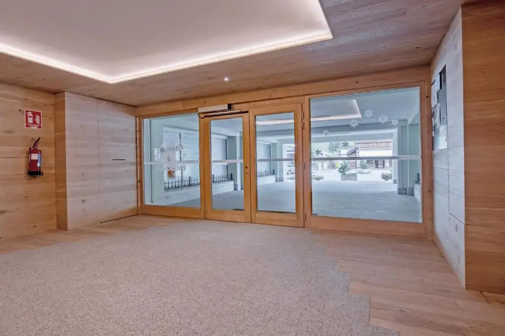 Apartment center Madonna di Campiglio EM