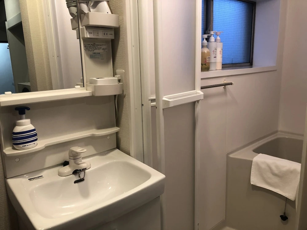 R-Guest Residence