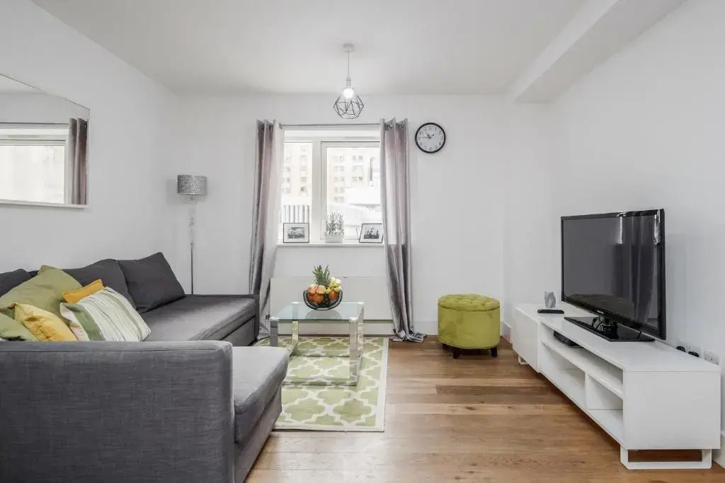 The Heart of Covent Garden Sleeps 4