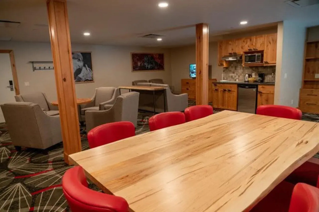Irwins Mountain Inn