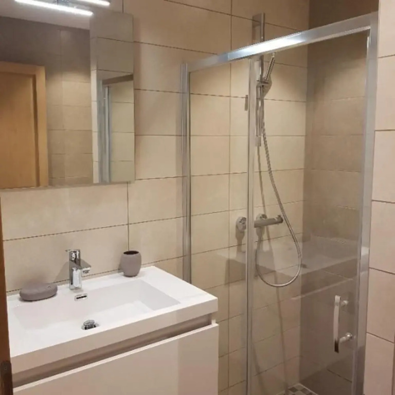 LES Balcons DE Pierre Pomme N°1 : 5 Pièces 8 à 10 Personnes / 5 Rooms 8 to 10 People