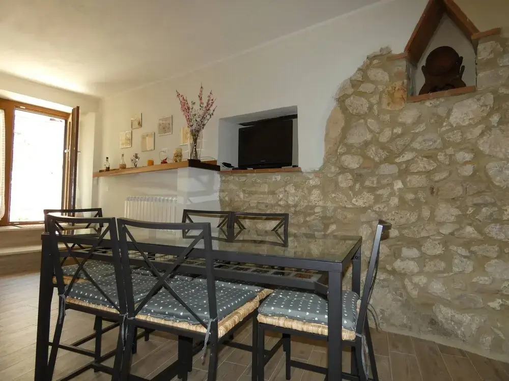 SCAPPO IN UMBRIA, Il Vicoletto
