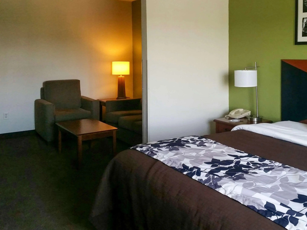 Sleep Inn & Suites Pleasant Hill - Des Moines