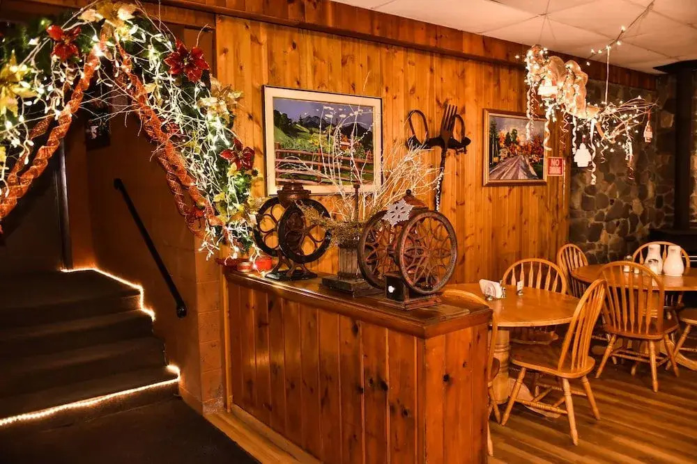 Xenia Lodge