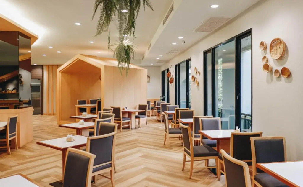 Civilize Hotel
