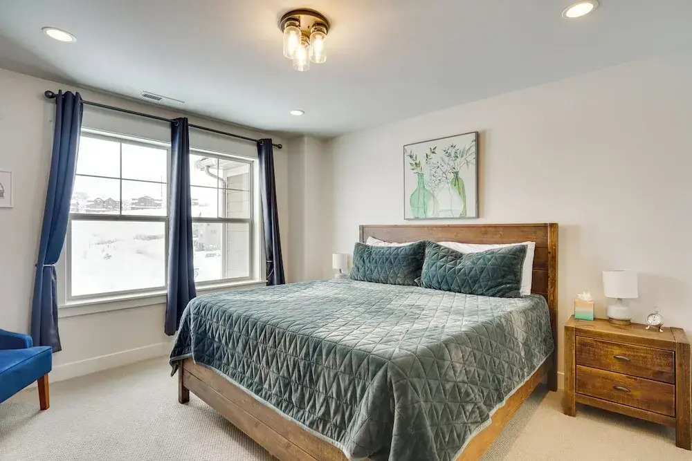 Spacious Townhome about 7 Mi to Deer Valley Resort!