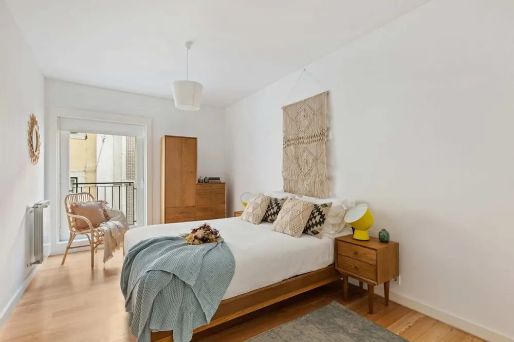 Beautiful 2 Bedroom Apartment in Bairro Alto