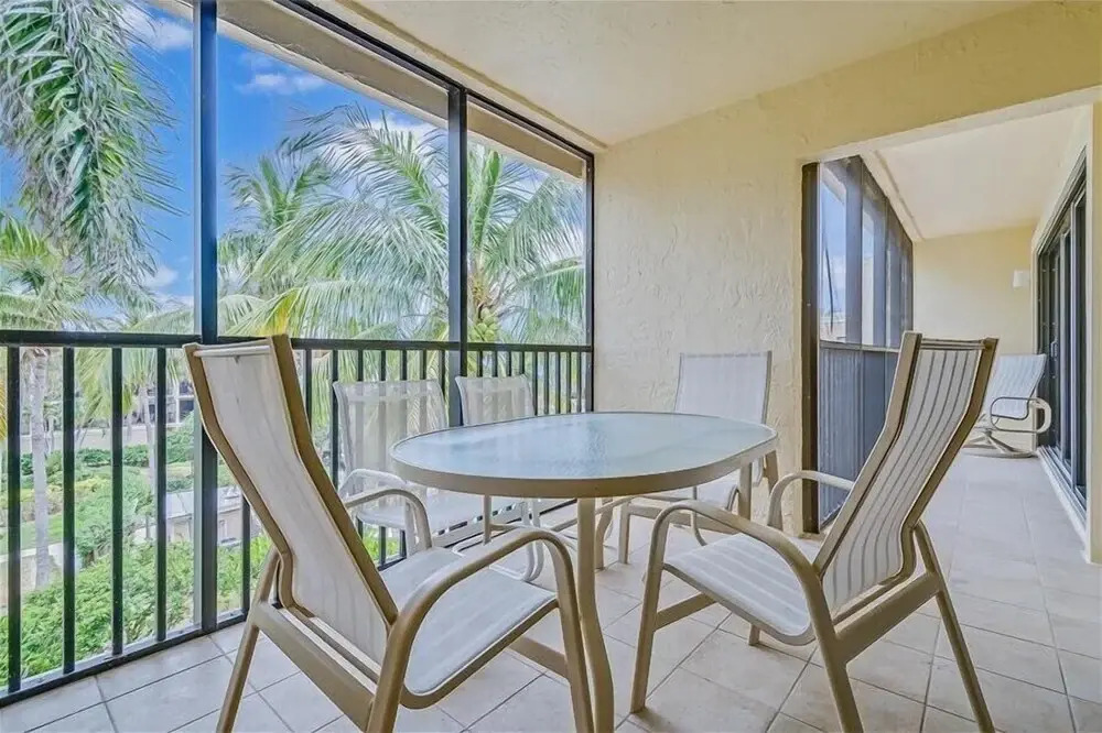 Sea Oats 342 2 Bedroom Condo by RedAwning