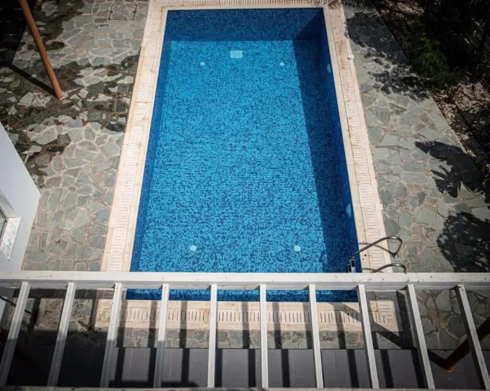 Remarkable 3-bed House in Paralimni