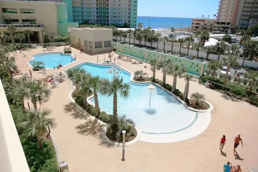 Emerald Beach 1736