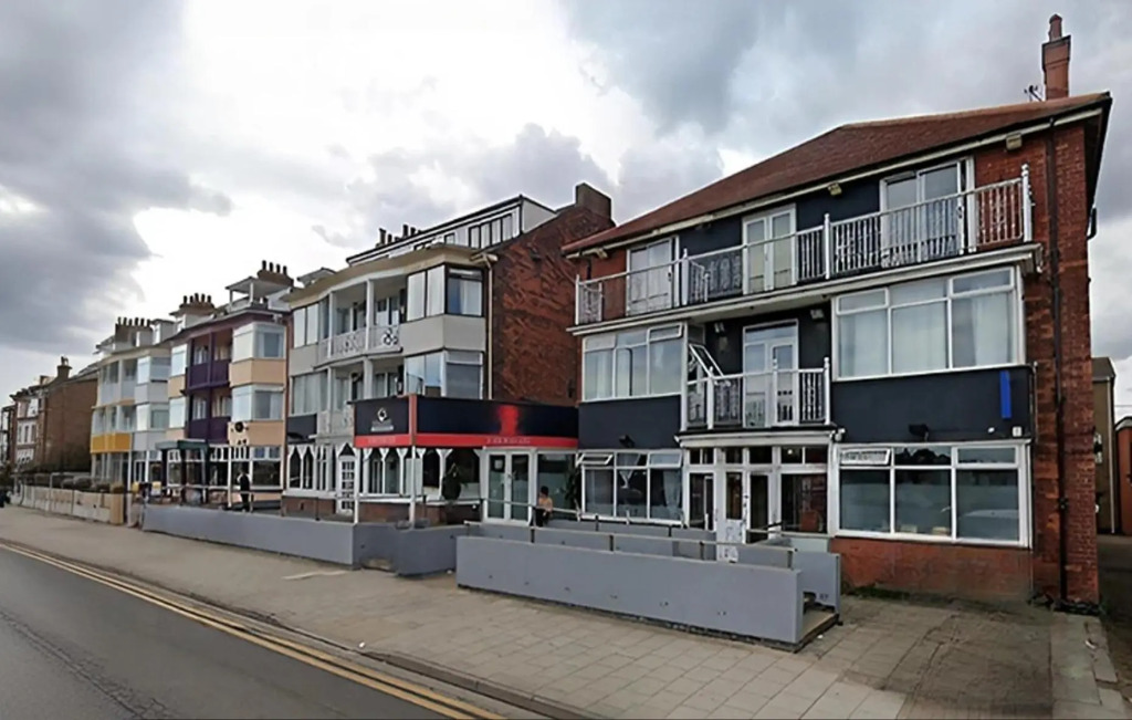 Sea Side Hotel