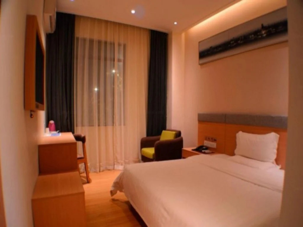 7 Days Inn Shenzhen Xi Li Subway Station Branch
