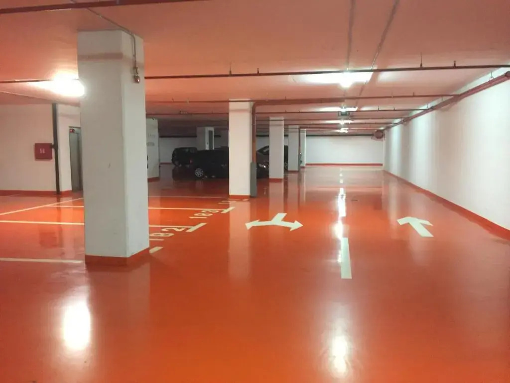 Nova Galerija Studio App Bella,Lara,Katy - parking in garage
